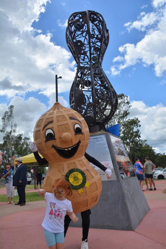 Party for Kingaroy’s nut - Central Queensland Today