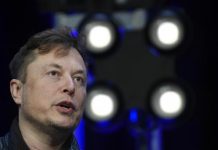 Twitter staff quit after Musk ultimatum