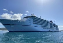 Cruise ship berths off GKI