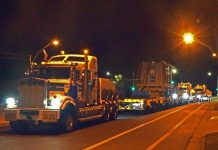 Heavy loads on way to wind farm