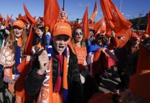 Magnitude 5.6 earthquake rocks New Zealand