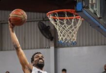 Meteors dent the Rockets