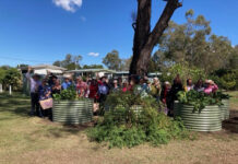 Gardeners get together