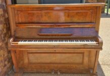 We want our piano back, says the Bundaberg community. Maybe, says the Mayor